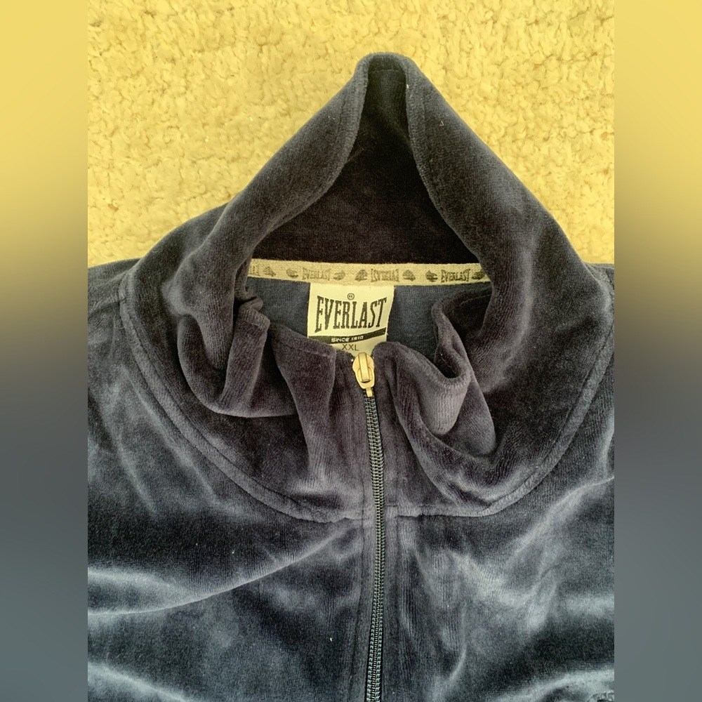 Everlast Suit